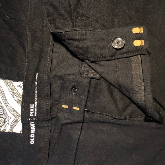 Old Navy Pixie Pants - Picture 3 of 5